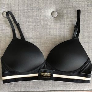 VS Pink Wear Everywhere wireless push-up bra 34B
